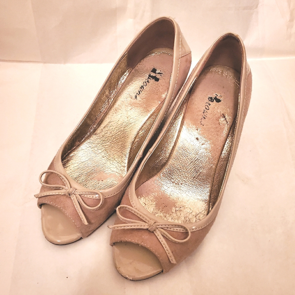 Browns wedge heels